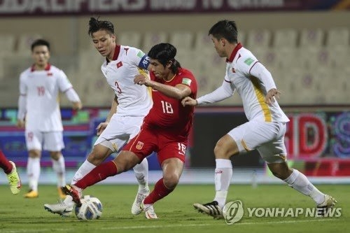 중국과 베트남 선수들의 경기 모습