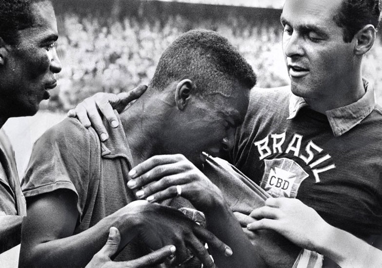 1958년 스웨덴 월드컵에서 첫 우승할 때 펠레의 나이는 17세였다. [위키피디아 캡처]