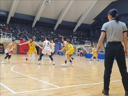 사진: 여자농구 KB, 일본 야마나시 퀸비즈에 56-70 패/ 한국여자농구연맹 제공