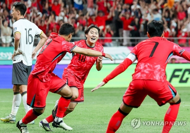 '이강인 2경기 연속골 폭발' 한국, 중국 1-0 제압.. 5승 1무로 2차 예선 마무리