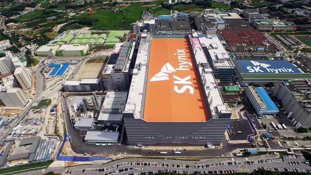 SK하이닉스는 2015년 완공한 경기 이천본사 M14 근처에 신규 공장 M16을 건설한다. (사진=SK하이닉스)