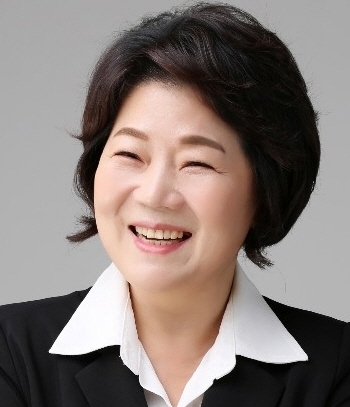 김정순 간행물윤리위원장/언론학박사