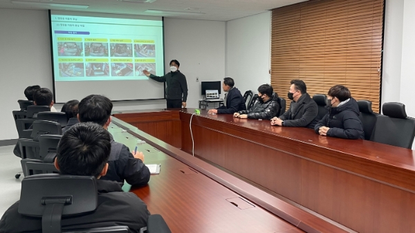 튜닝업계 종사자 교육 모습 / 사진 제공 : 한국교통안전공단