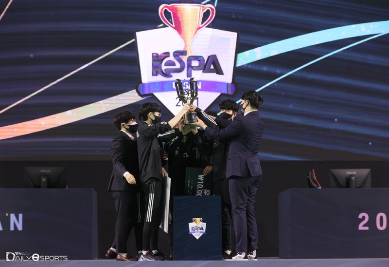 [포토] 담원 기아, 2021 KeSPA컵 챔피언 등극