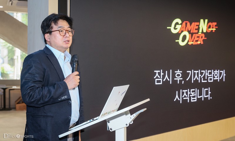 [포토] 남윤승 OGN 대표 "은퇴 선수와 새로운 길을 걷겠다"