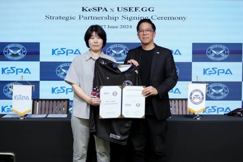 한국e스포츠협회 - 미국e스포츠협회 MOU(사진=KeSPA 제공).