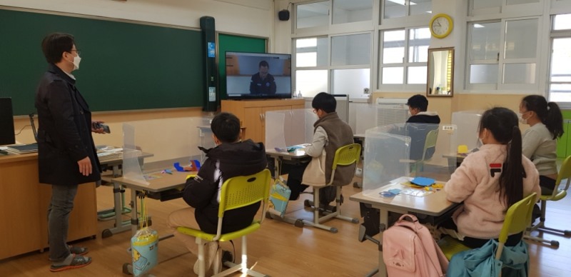 사진 = 서산 오산초등학교 작은학교 체험활동 프로그램 운영 모습