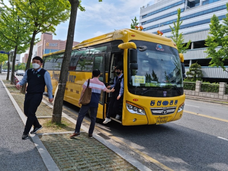 대전특수교육원,  통합형 직업교육거점학교 차량 ‘행복동행버스’ 지원