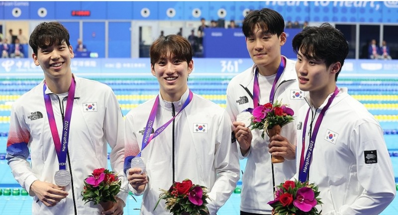 한국 수영 혼계영 은메달(사진=연합)