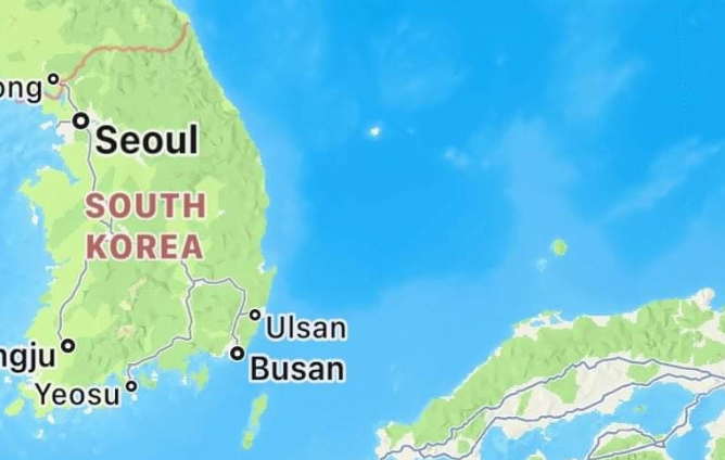 영국의 애플 아이폰 지도에서는 한국의 울릉도, 일본의 오키제도만 표기하고 '독도'는 표기하지 않았다.