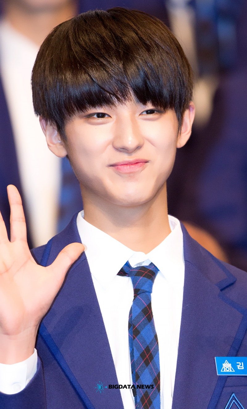 젤리피쉬 연습생 김민규, 해맑은 미소가 귀여워 (프로듀스 X 101)