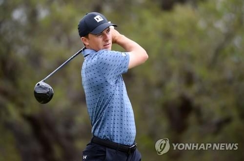 조던 스피스의 티샷. <br /> [AFP/게티이미지=연합뉴스]<br />