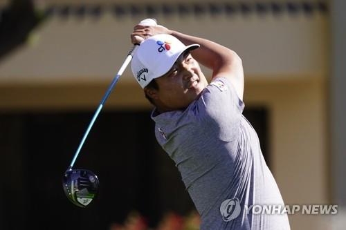 이경훈의 티샷. <br /> [AFP/게티이미지=연합뉴스]<br />