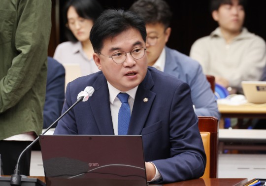 노벨의원 이미지