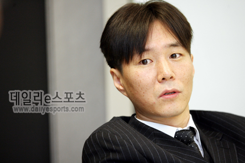 STX 김은동 감독 "웅진 테란 선봉은 의외"