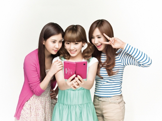 소녀시대, 닌텐도 DSi 모델로 선정