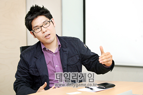 NHN 김현호 PM "워해머, 한글화 이상의 현지화"