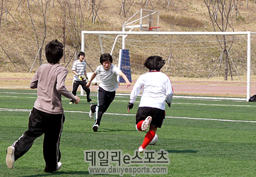 KT 이영호, 에결 연패 축구 때문?