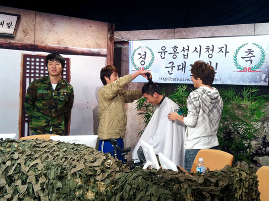 장동민, 군입대 시청자 직접 삭발