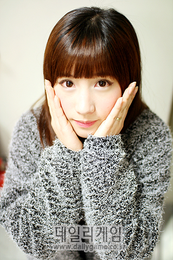 던파 '얼짱' 김은비 "귀여운 것도 매력이죠"