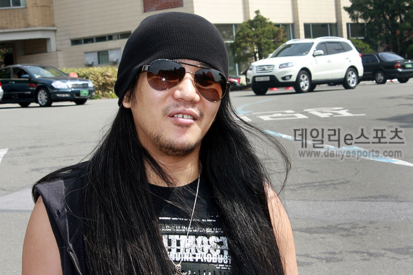 록커 박완규 "긴장감 직접 느껴 보니 짜릿"