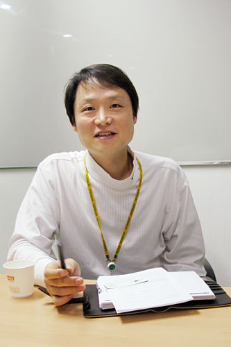 '프로야구매니저' 강상용 팀장 "고맙다! 야구9단"