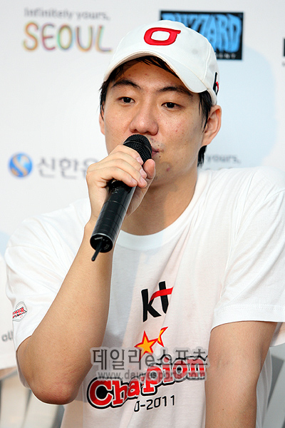 KT 이지훈 감독 "한국이 최고에요"