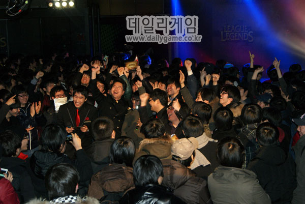 '리그오브레전드' 인기에 손오공 주가 웃었다