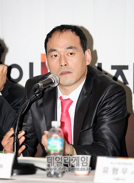 8게임단 주훈 감독 "빵셔틀=스타크? 그럼 아리랑치기=민요?"