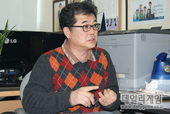 게임학회장 이대웅 교수 "학부모 인식 변화부터"