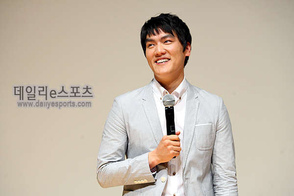 나진e엠파이어 감독으로 '영웅' 박정석 선임!