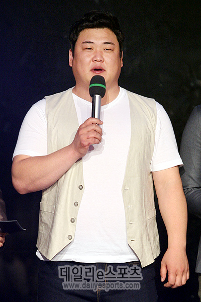 개그맨 김준현 "박진감 넘쳤던 서든어택 결승전"