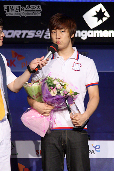8게임단 이제동, 정규시즌 MVP 등극!