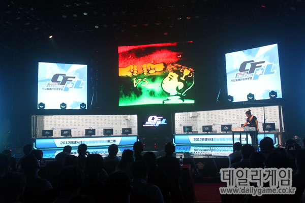크파 中 동접 400만 신화 만들다… e스포츠 아이콘 된다