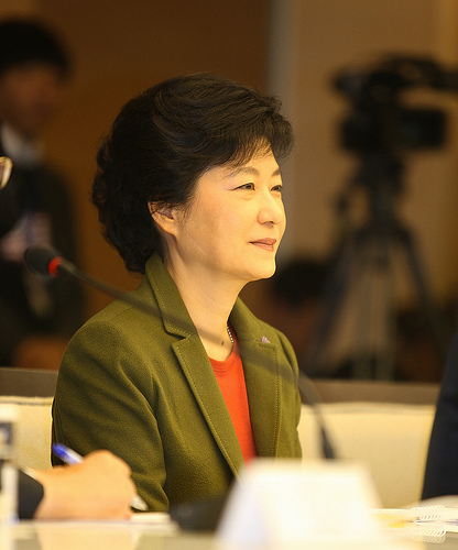 박근혜 후보 18대 대통령 당선…게임업계 '우려' 확산