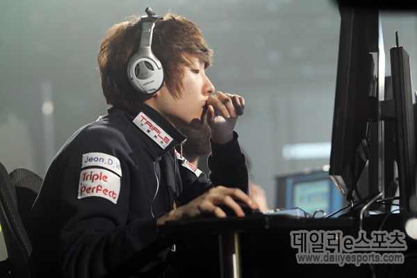 집중 견제에 무너진 전대웅과 이중선