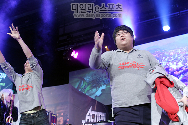 제닉스스톰X 우승! 경험이 패기 눌렀다
