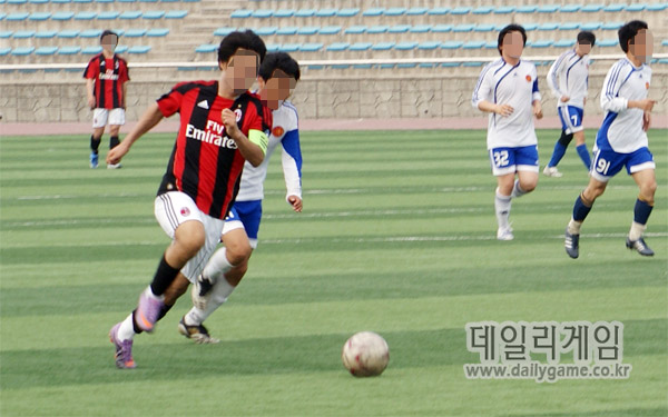 스트라이커 빠진 M사, 예선 탈락에 출전 포기