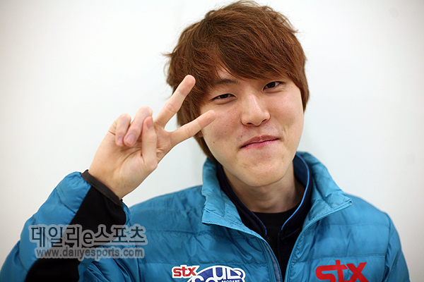 STX 김도우, 프로토스로 종족 변경