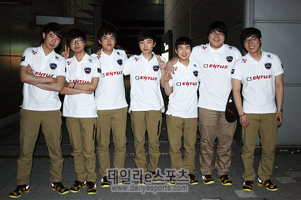 CJ 프로스트, 식스맨 체제 효과 '톡톡'