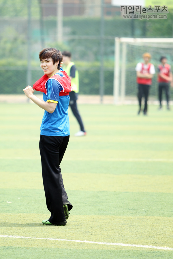 STX-삼성전자-8게임단 '축구가 아닌 '짤방' 대결?(3)