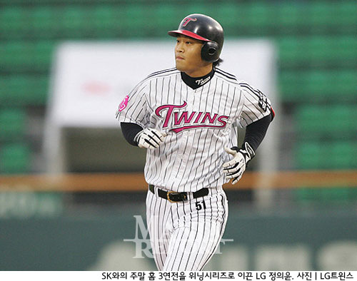 '3할 타율 달성' LG 정의윤, '유망주' 꼬리표 떼나?