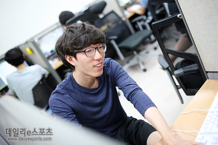 STX의 MLG 2013 스프링 챔피언십 예선 현장스케치