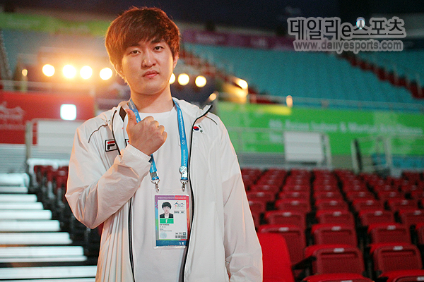 KT 이영호 "맞춤 빌드로 손쉽게 승리"