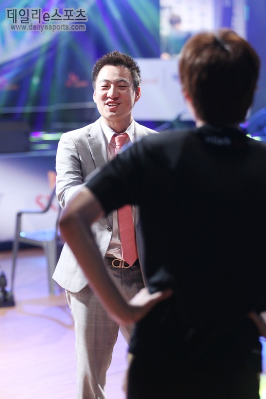 KT 롤스터, 2위까지 한 세트 남았다