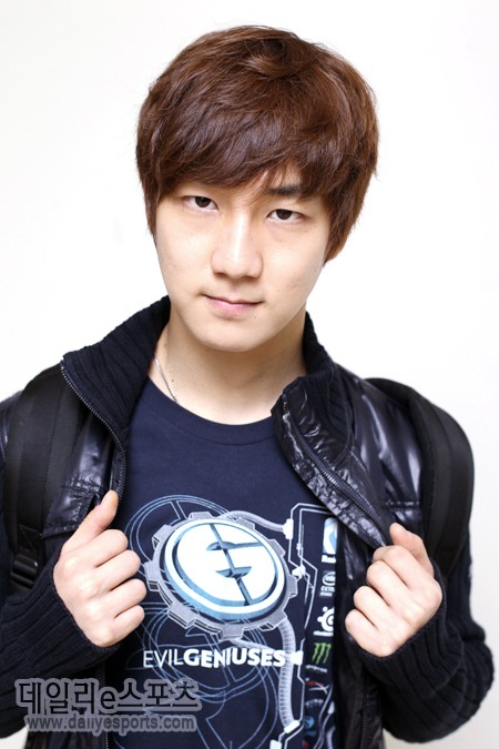 이제동 "전 EG 소속이라고요!"