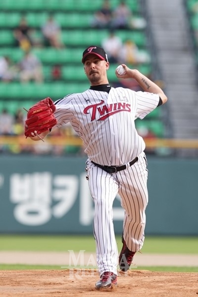 ▲한달여만에선발로나서는LG좌완주키치.사진│LG트윈스