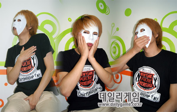 표정이 '살아있네~'