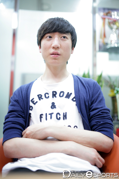 에이서 입단한 이신형 "돈이 아닌 성적 위해 해외팀 선택"