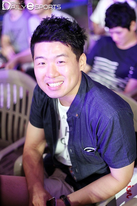 최연성 SKT 수석코치의 일성 "우승과 웃자"